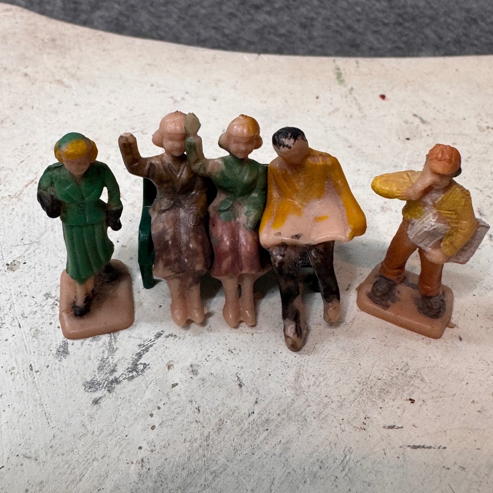 Vintage‎ Plasticville Figure Lot 1960s Bachmann Brothers Diorama Railroad Set